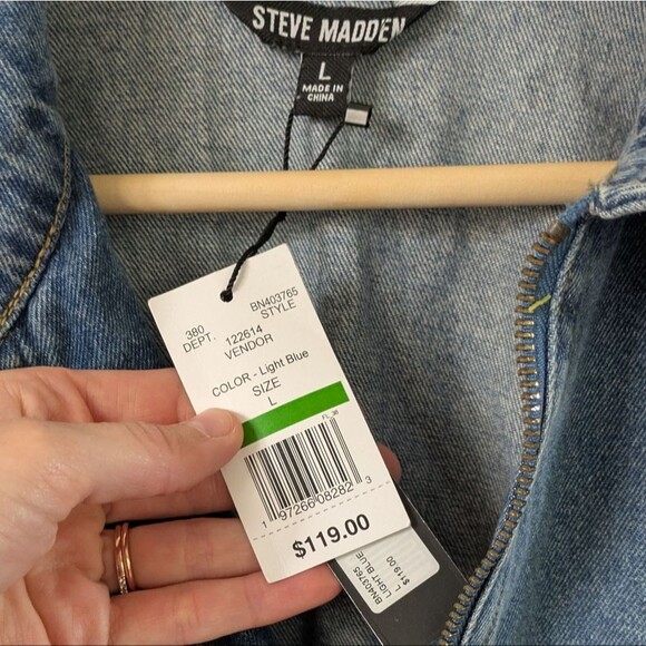 Steve Madden Women's Coya Smock-Waist Denim Long Sleeve Jumpsuit L Large - Picture 4 of 8